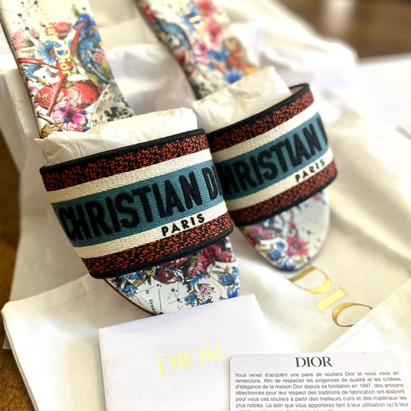 Authentic DIOR Sandals - Picture 8 of 8